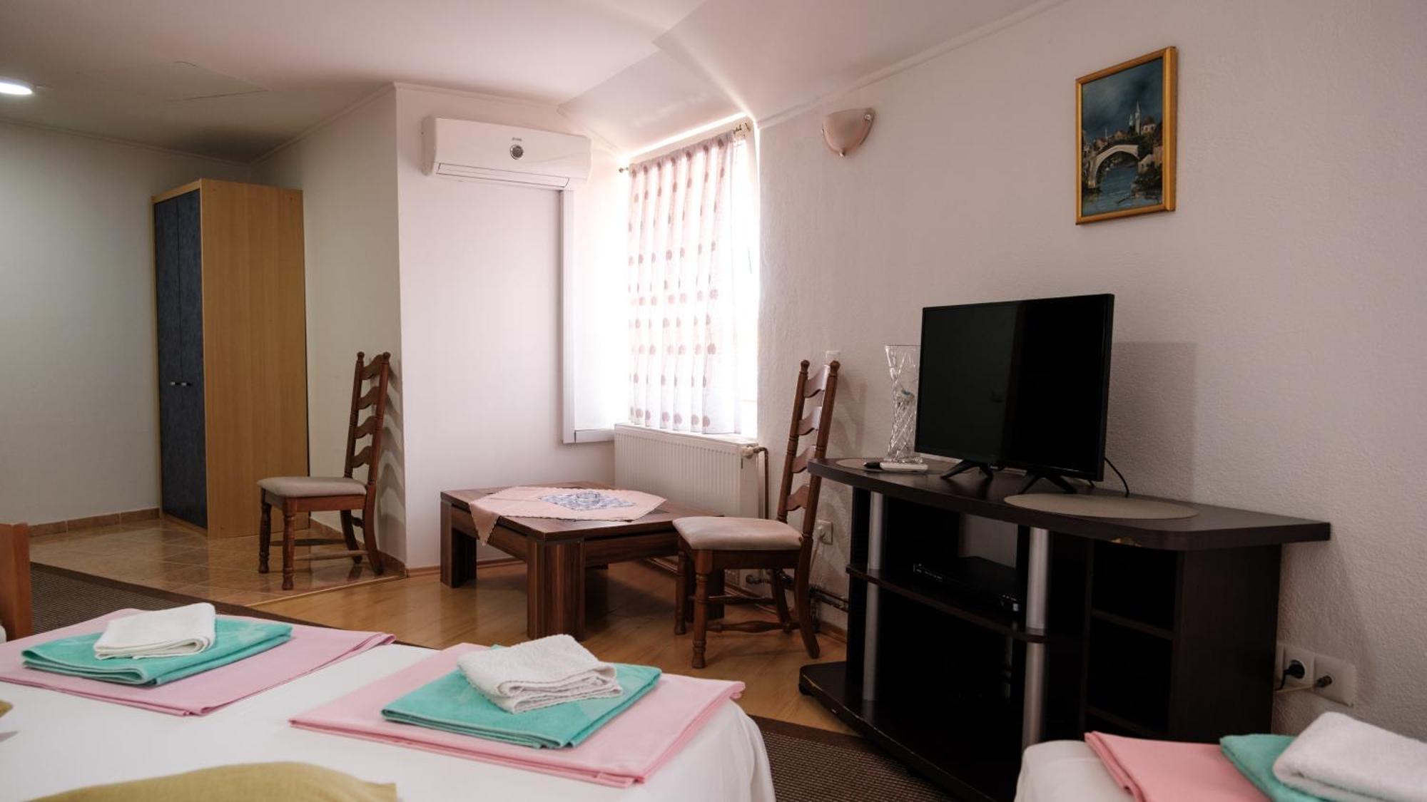 Guesthouse "Ines" Doboj Ngoại thất bức ảnh